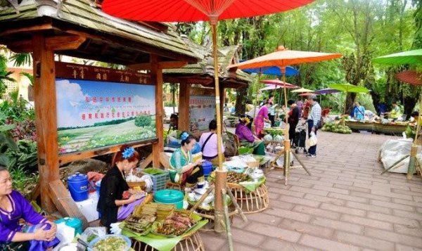 西双版纳泼水节几月几日