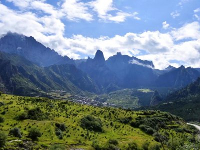 甘肃景点排行榜前十名 甘肃风景优美的十个景区盘点