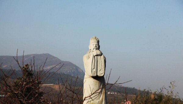 望天门山的古诗原文及背景