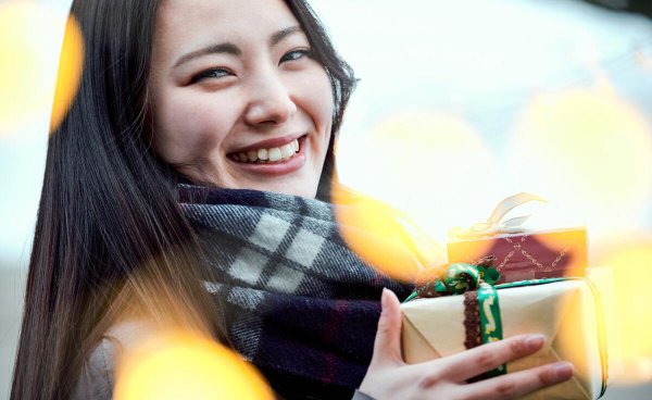 女儿成人礼爸爸送什么礼物好