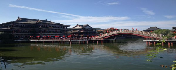 浙江横店影视城在哪里