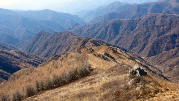 表里山河一词出自哪里