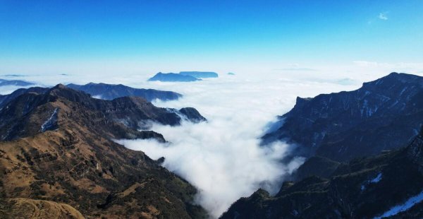 轿顶山景区在哪里