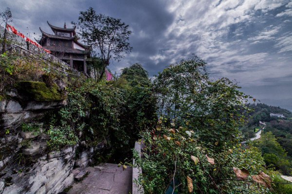 香炉山风景区在哪里