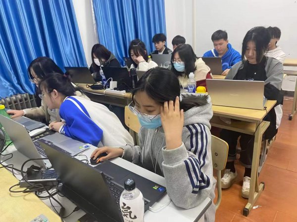 男孩子学什么技术有前途