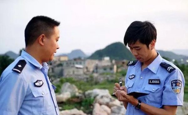 辅警为什么穿正规警察制服