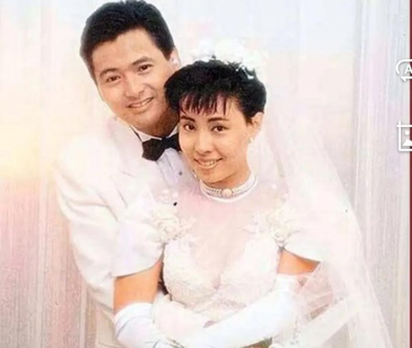 周润发老婆为什么不能生育