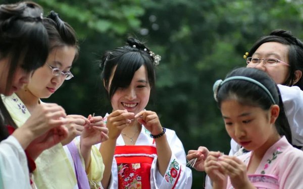 乞巧节是什么节日