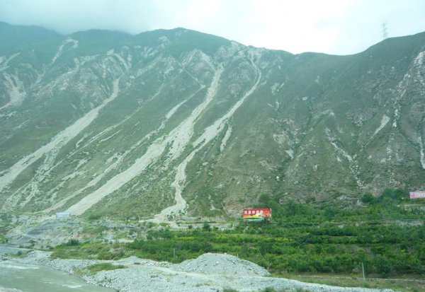 乐山在地震带上吗