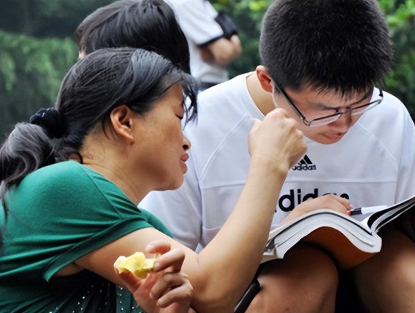 适合文科生考的大学排名