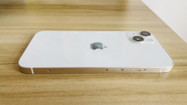 iphone13续航能用一天吗