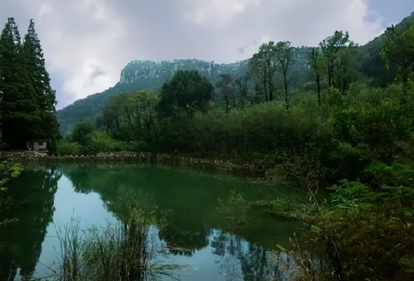 古诗山中王勃诗意全解