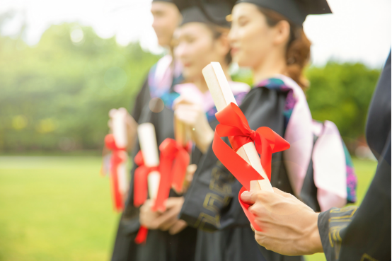 专科分数能上本科大学吗