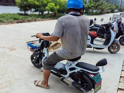 电动车行驶中频繁停顿怎么办 走走停停故障的维修技巧