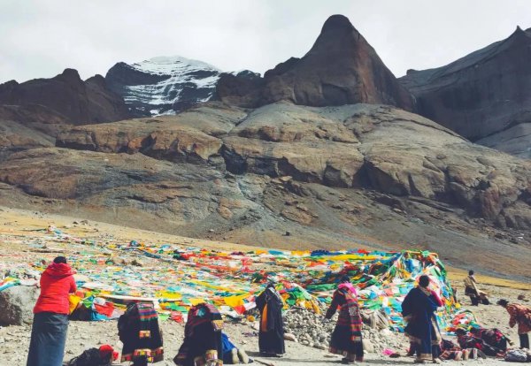 西藏阿里旅游景点有哪些好玩的