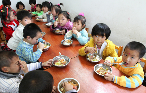 几岁上幼儿园最合适