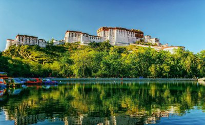 拉萨有什么好玩的地方值得去的景点推荐 几月份去旅游最好