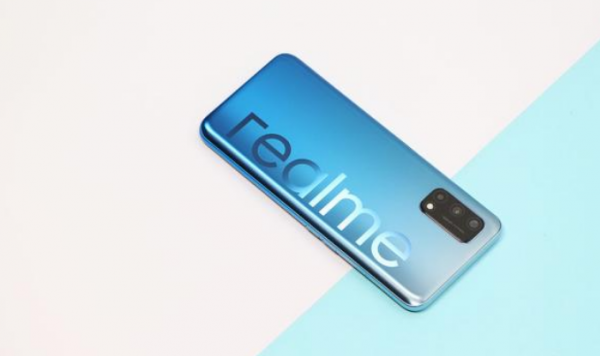 realmeq2屏幕显示怎么样