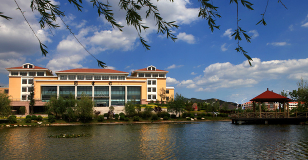 中国海洋大学崂山校区地址