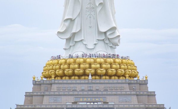 海南三亚旅游攻略必去景点推荐一下