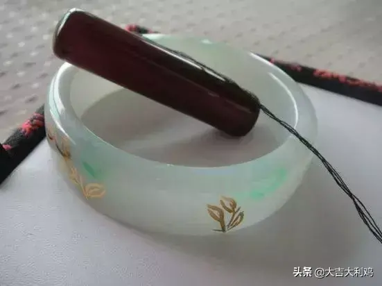 翡翠ab货什么意思