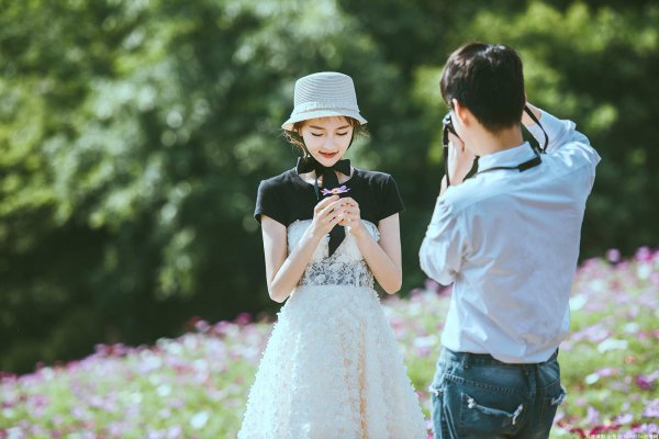 男人对喜欢的女人根本不敢撩