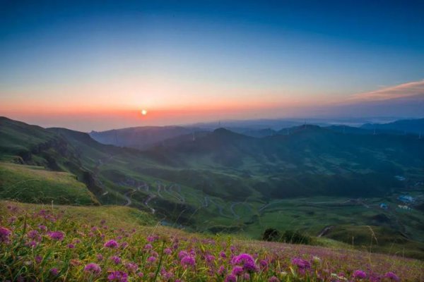 贵州最高的山是哪个山