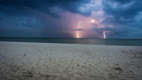 雷电怎么形成的原因是什么