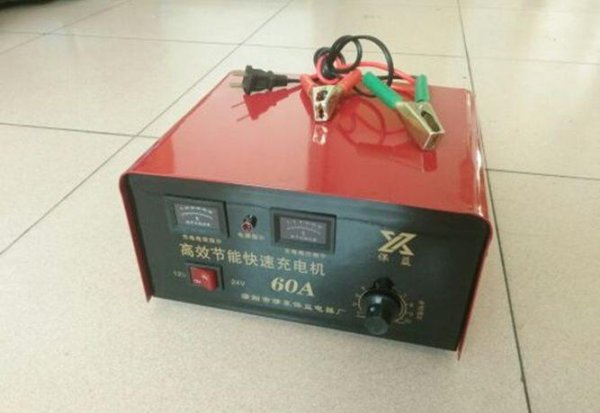 汽车电瓶充电器12v24v使用方法