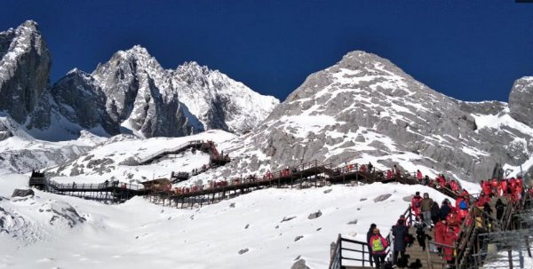 玉龙雪山观景台海拔多少米