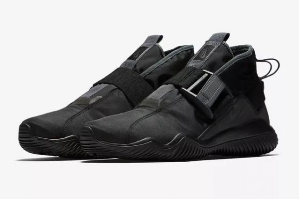 Nike 和 ACG 强强联手推出的 ACG 07 KMTR 机能鞋款