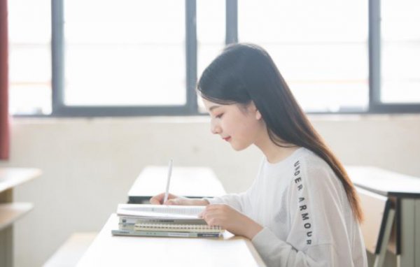 女人磁场很强的表现