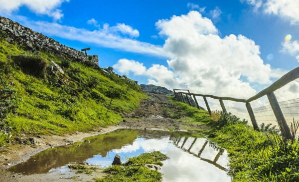 蒸馏水导电吗