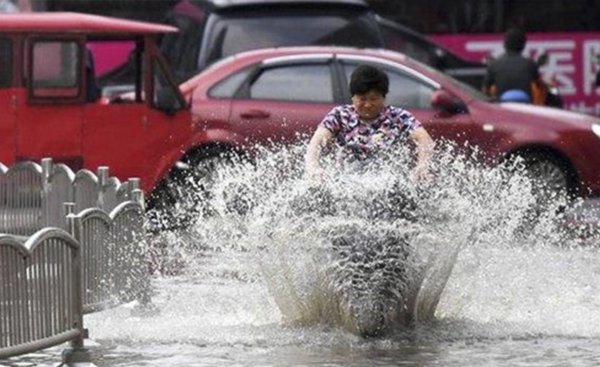 电动车被雨淋了有事吗