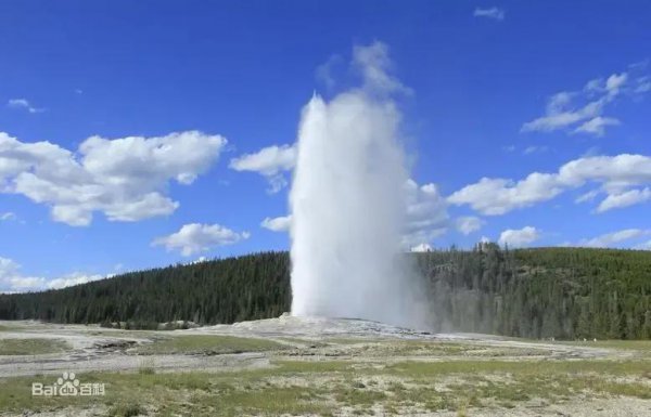 美国黄石国家公园是什么地貌和独特风景