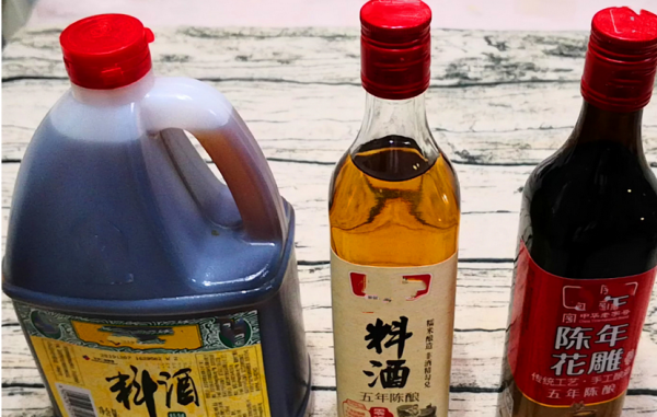 家里炖肉没有料酒可以用白酒代替吗