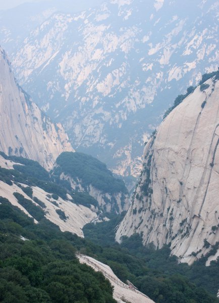 奇险天下第一山是哪座山