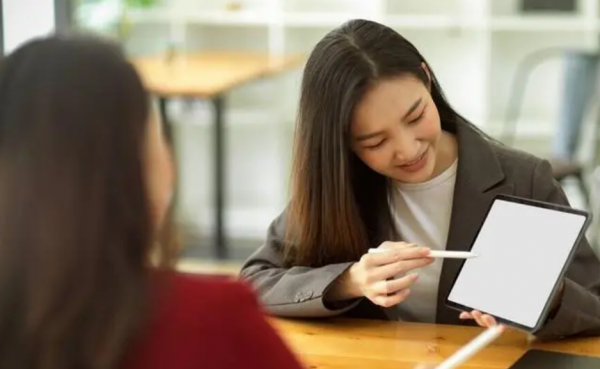 女生建议做电话销售吗