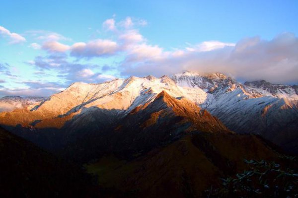 西岭雪山在哪里属于哪个省