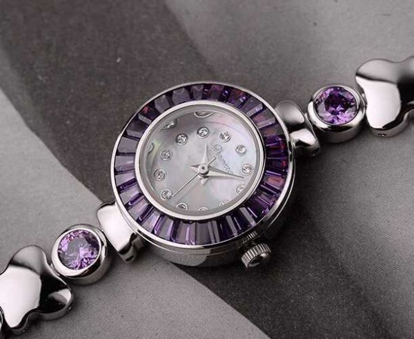 新款时尚紫色水钻手链表