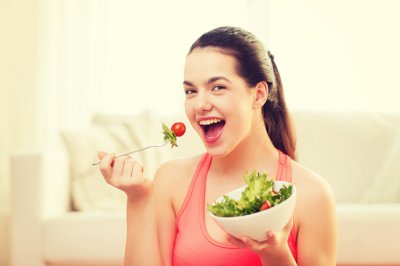 能瘦身的水果蔬菜沙拉做法推荐 推荐能帮助减肥的水果蔬菜沙拉做法