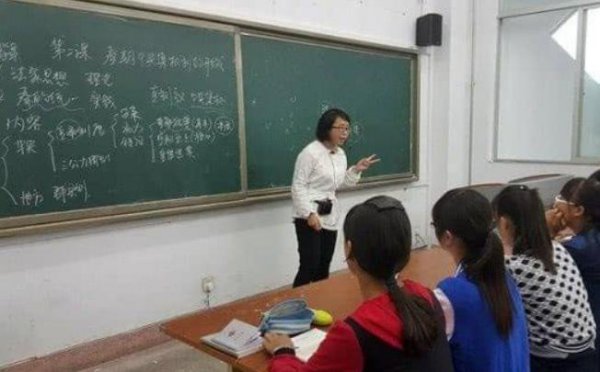 私立学校当老师稳定吗现在