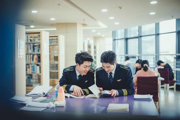 男孩学空乘专业就业方向与就业前景分析