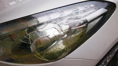 一个车灯外壳破了大概多少钱 汽车灯罩外壳碎了怎么办