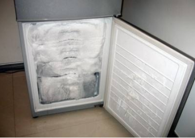 冰箱下面冷冻室结冰严重怎么办 门都关不了