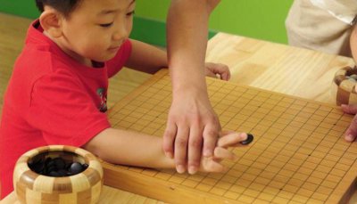 儿童学围棋一般学几年可以考级 围棋适合几岁的孩子开始学