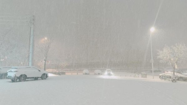 下雪天打雷是怎么回事