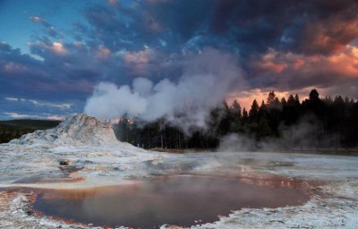 世界上拥有最多活火山的国家是 世界上拥有活火山最多的国家是哪国