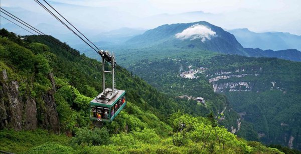 峨眉山有索道到山顶吗