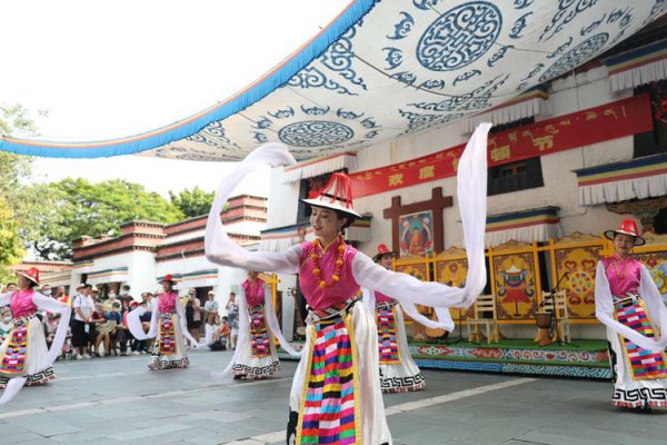 ***是哪个民族的节日